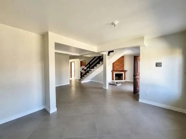Casa aluguel em Região Geográfica Imediata de Santa Maria, Santa Maria