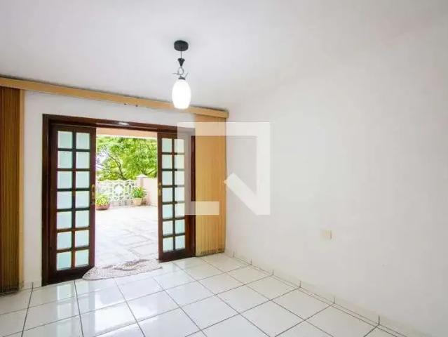 Casa aluguel em Região Imediata de São Paulo, Região Metropolitana de São Paulo