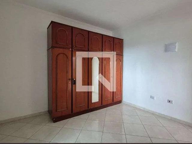 Casa aluguel em Aglomerado Fazendinha, Santo André