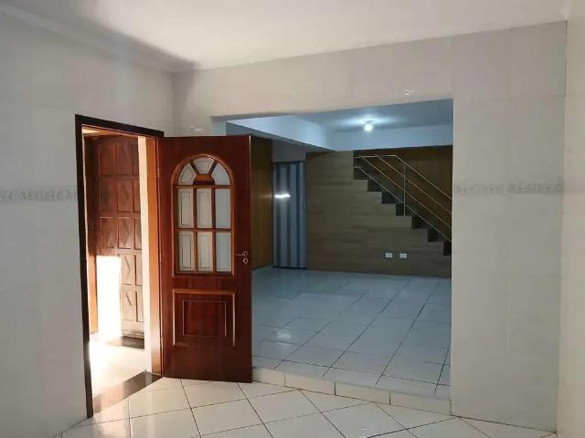 Casa aluguel em Região Imediata de São Paulo, Região Metropolitana de São Paulo