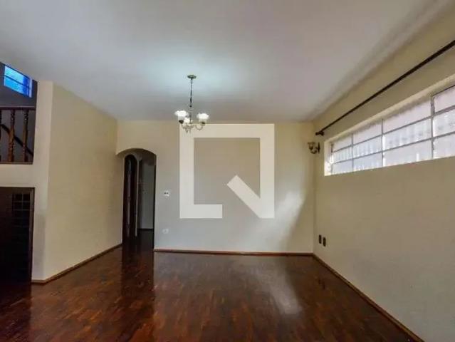 Casa aluguel em Região Imediata de São Paulo, Região Metropolitana de São Paulo