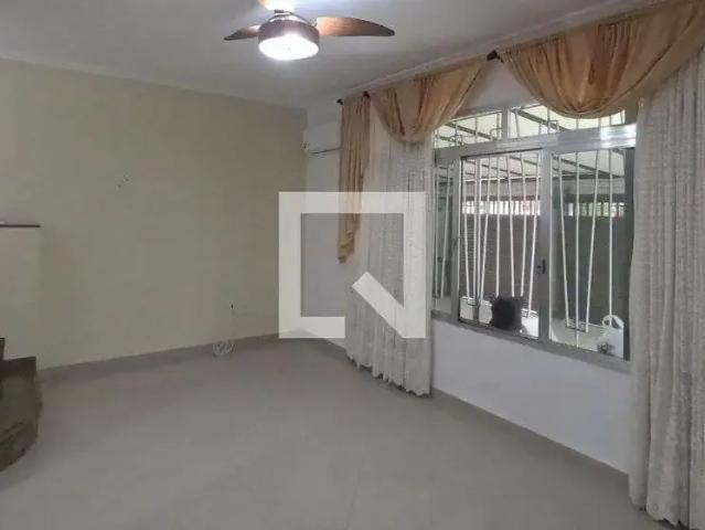 Casa aluguel em Região Imediata de Santos, Região Metropolitana da Baixada Santista