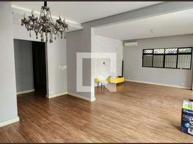 Casa aluguel em Região Imediata de Santos, Região Metropolitana da Baixada Santista