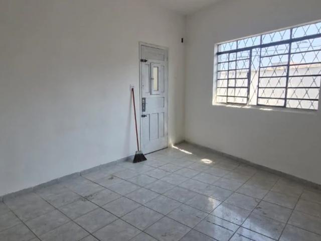 Casa aluguel em Area do Bairro Chico de Paula, Santos