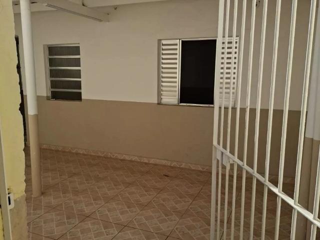 Casa aluguel em Parque Maria Helena, Suzano