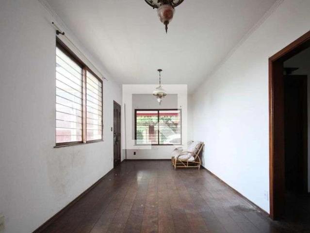 Casa aluguel em Jardim Heriquieta, Taboão da Serra