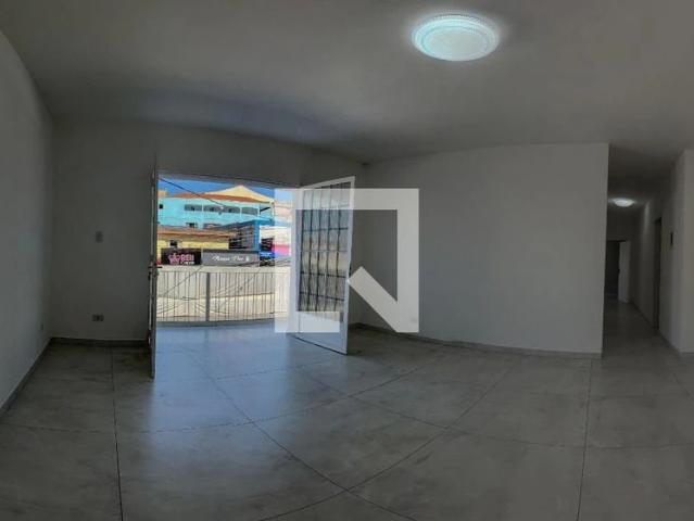 Casa aluguel em Jardim Roberto, Taboão da Serra