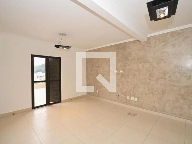 Casa aluguel em Taboão da Serra