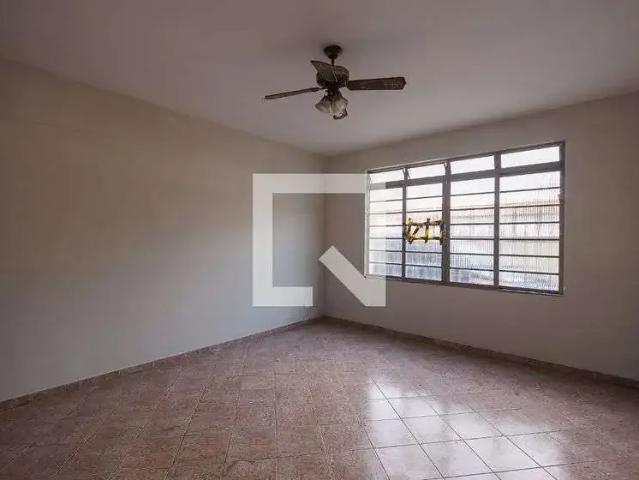 Casa aluguel em Região Imediata de Taubaté-Pindamonhangaba, Região Metropolitana do Vale do Paraíba e Litoral Norte