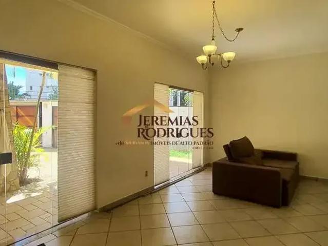 Casa aluguel em Região Imediata de Taubaté-Pindamonhangaba, Região Metropolitana do Vale do Paraíba e Litoral Norte