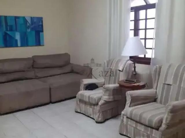 Casa aluguel em Região Imediata de Taubaté-Pindamonhangaba, Região Metropolitana do Vale do Paraíba e Litoral Norte