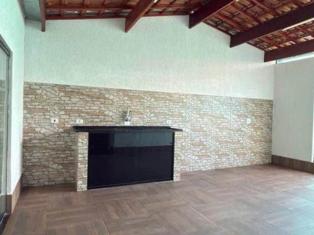 Casa aluguel em Região Imediata de Taubaté-Pindamonhangaba, Região Metropolitana do Vale do Paraíba e Litoral Norte