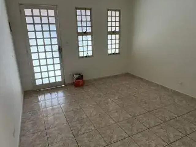 Casa aluguel em Região Imediata de Taubaté-Pindamonhangaba, Região Metropolitana do Vale do Paraíba e Litoral Norte
