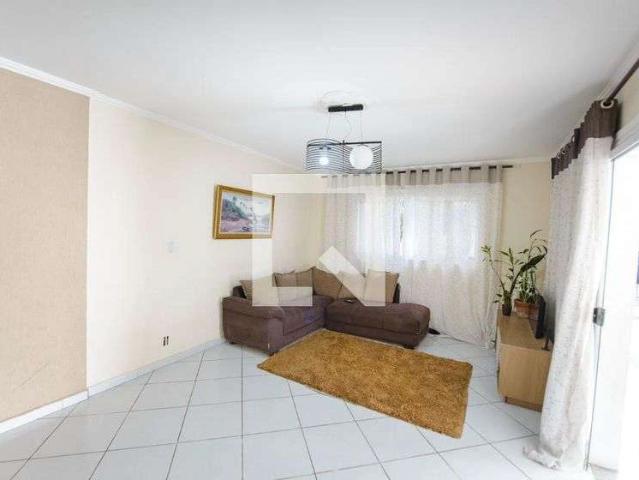 Casa aluguel em Jardim Gurilândia, Taubaté