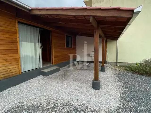 Casa aluguel em Região Geográfica Imediata de Itajaí, Tijucas