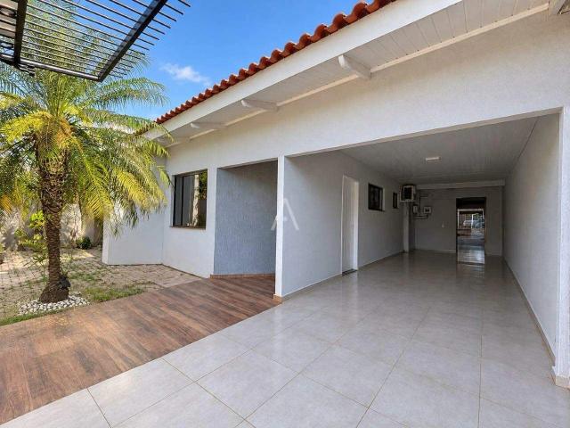 Casa aluguel em Toledo, Região Geográfica Intermediária de Cascavel