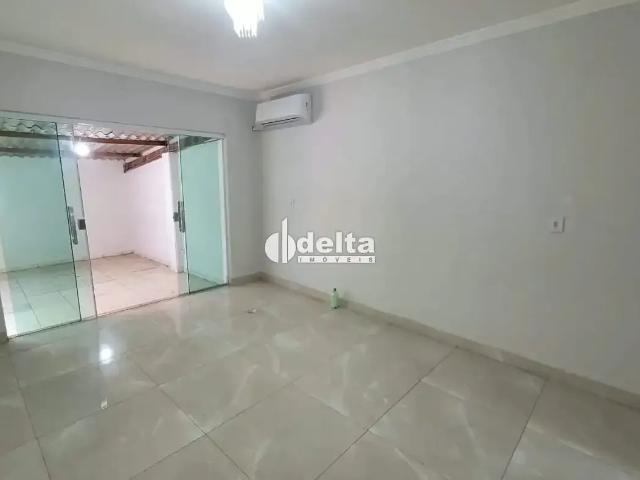 Casa aluguel em Região Geográfica Imediata de Uberlândia, Oliveira Fortes