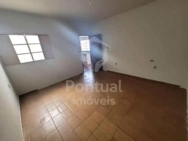 Casa aluguel em Região Geográfica Imediata de Uberlândia, Oliveira Fortes