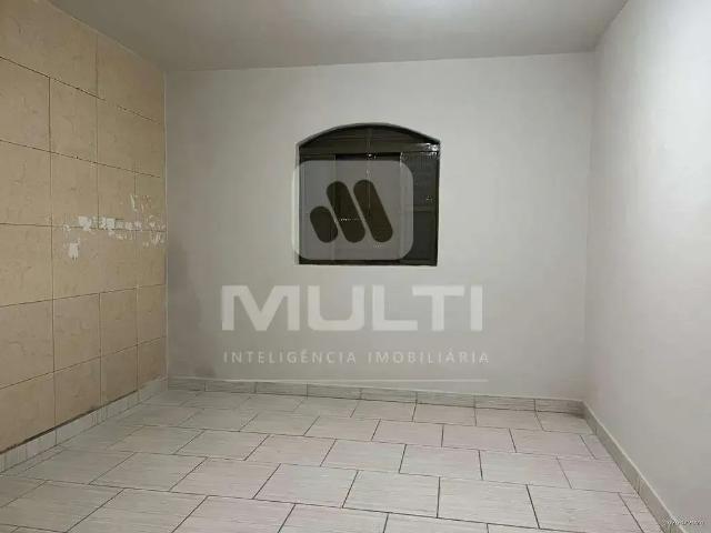 Casa aluguel em Região Geográfica Imediata de Uberlândia, Oliveira Fortes