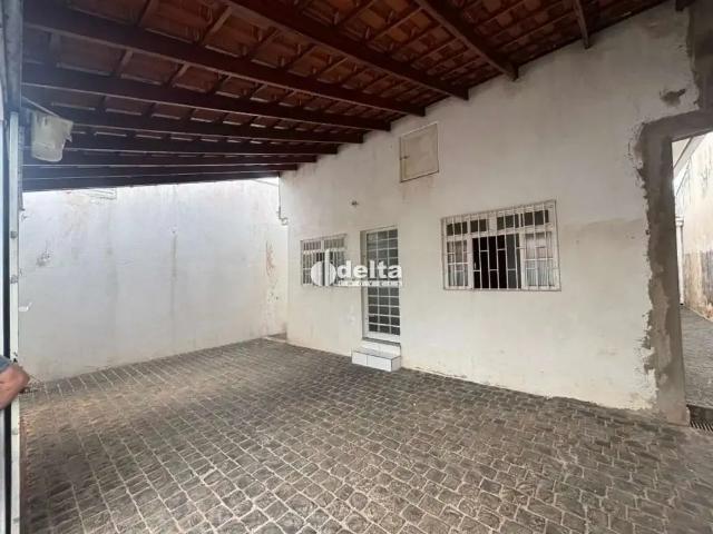 Casa aluguel em Região Geográfica Imediata de Uberlândia, Oliveira Fortes