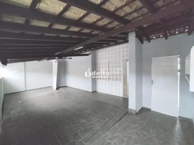 Casa aluguel em Região Geográfica Imediata de Uberlândia, Oliveira Fortes