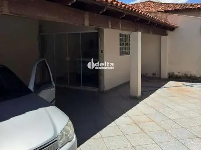 Casa aluguel em Região Geográfica Imediata de Uberlândia, Oliveira Fortes