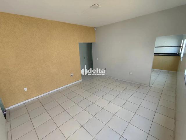 Casa aluguel em Setor Central, Uberlândia