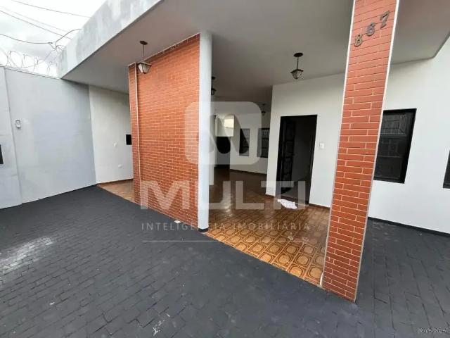 Casa aluguel em Setor Central, Uberlândia