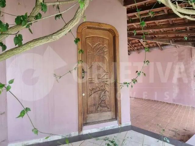 Casa aluguel em Região Geográfica Imediata de Uberlândia, Oliveira Fortes