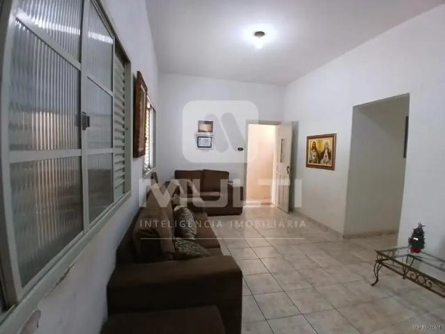Casa aluguel em Setor Central, Uberlândia