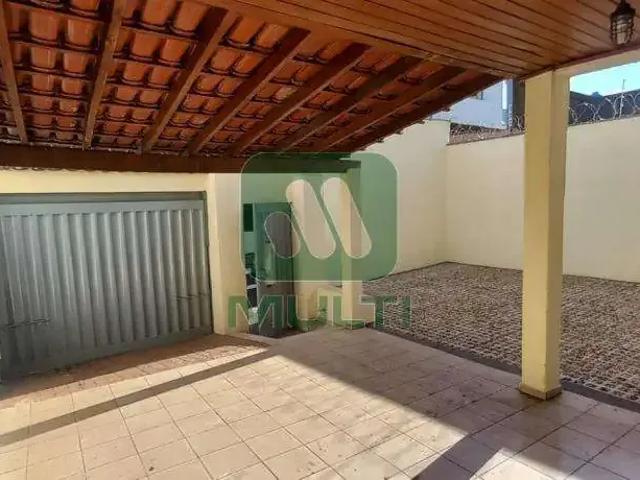 Casa aluguel em Região Geográfica Imediata de Uberlândia, Oliveira Fortes