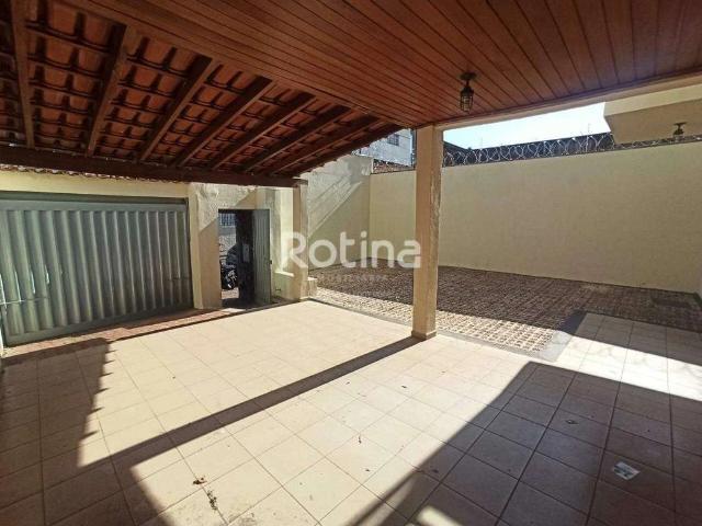 Casa aluguel em Setor Central, Uberlândia