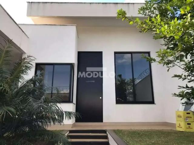 Casa aluguel em Região Geográfica Imediata de Uberlândia, Oliveira Fortes