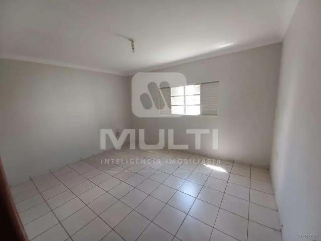 Casa aluguel em Região Geográfica Imediata de Uberlândia, Oliveira Fortes