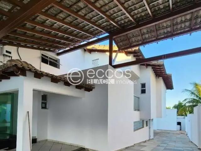 Casa aluguel em Região Geográfica Imediata de Uberlândia, Oliveira Fortes