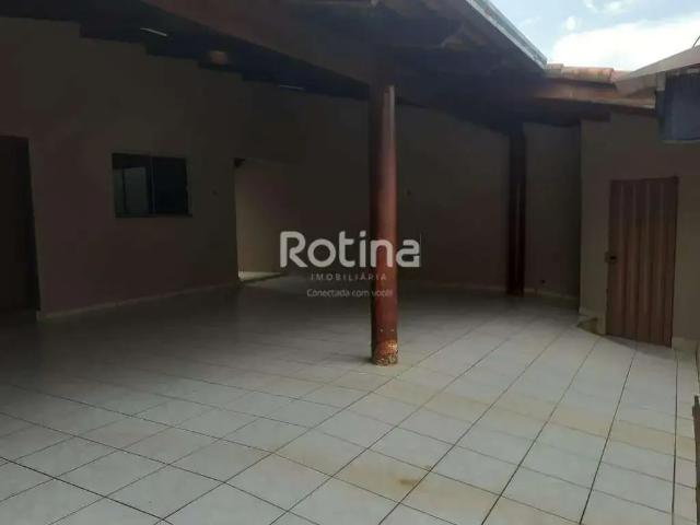 Casa aluguel em Região Geográfica Imediata de Uberlândia, Oliveira Fortes
