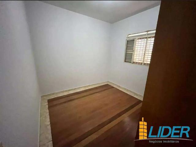 Casa aluguel em Setor Central, Uberlândia