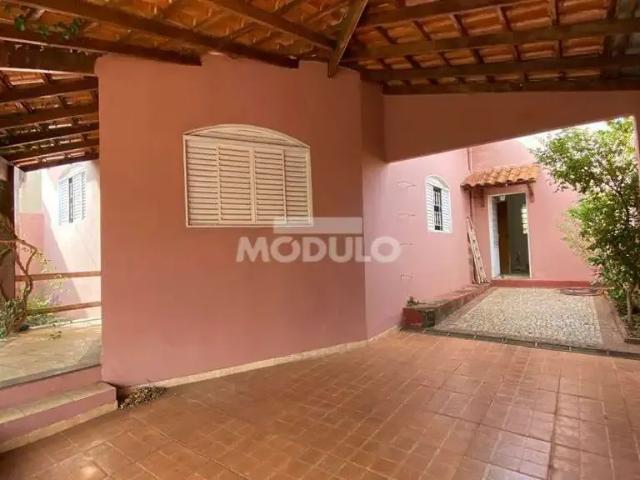 Casa aluguel em Região Geográfica Imediata de Uberlândia, Oliveira Fortes