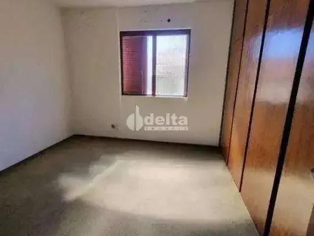 Casa aluguel em Setor Central, Uberlândia