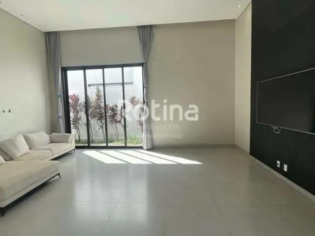 Casa aluguel em Região Geográfica Imediata de Uberlândia, Oliveira Fortes