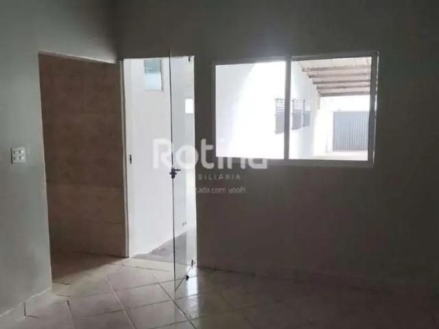 Casa aluguel em Região Geográfica Imediata de Uberlândia, Oliveira Fortes