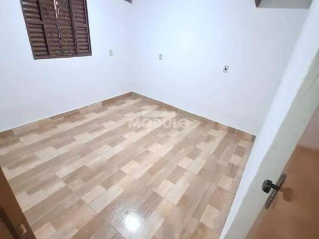Casa aluguel em Região Geográfica Imediata de Uberlândia, Oliveira Fortes