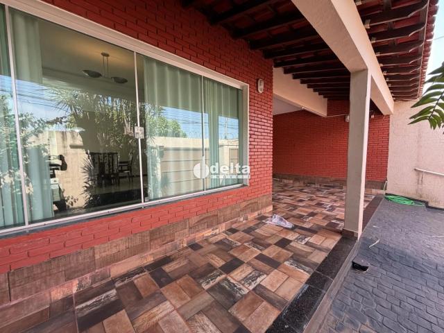 Casa aluguel em Jardim das Palmeiras, Uberlândia