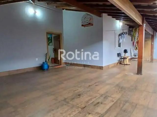 Casa aluguel em Região Geográfica Imediata de Uberlândia, Oliveira Fortes
