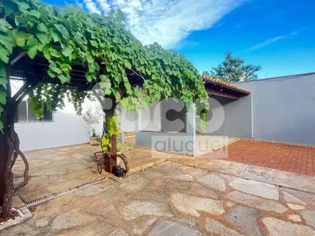 Casa aluguel em Região Geográfica Imediata de Uberlândia, Oliveira Fortes