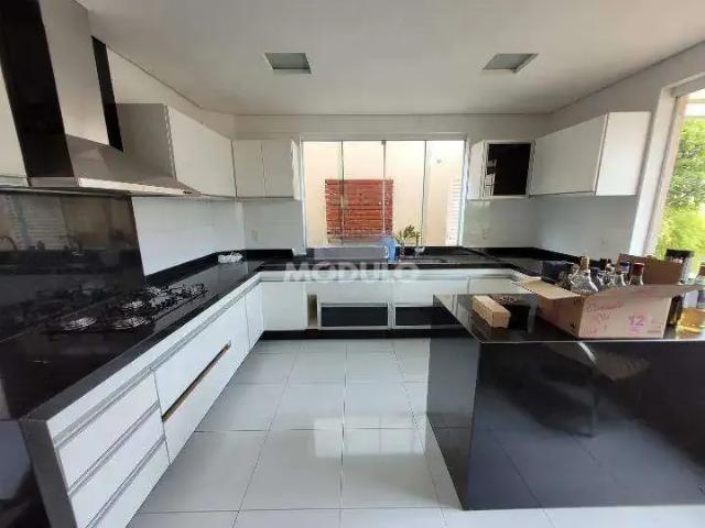 Casa aluguel em Região Geográfica Imediata de Uberlândia, Oliveira Fortes