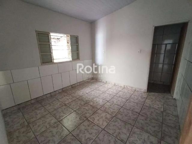 Casa aluguel em Região Geográfica Imediata de Uberlândia, Oliveira Fortes