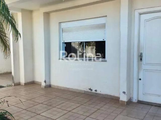 Casa aluguel em Região Geográfica Imediata de Uberlândia, Oliveira Fortes