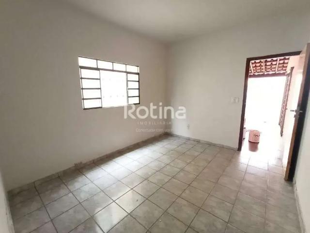 Casa aluguel em Região Geográfica Imediata de Uberlândia, Oliveira Fortes