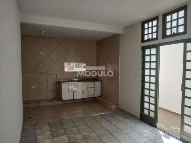 Casa aluguel em Região Geográfica Imediata de Uberlândia, Oliveira Fortes
